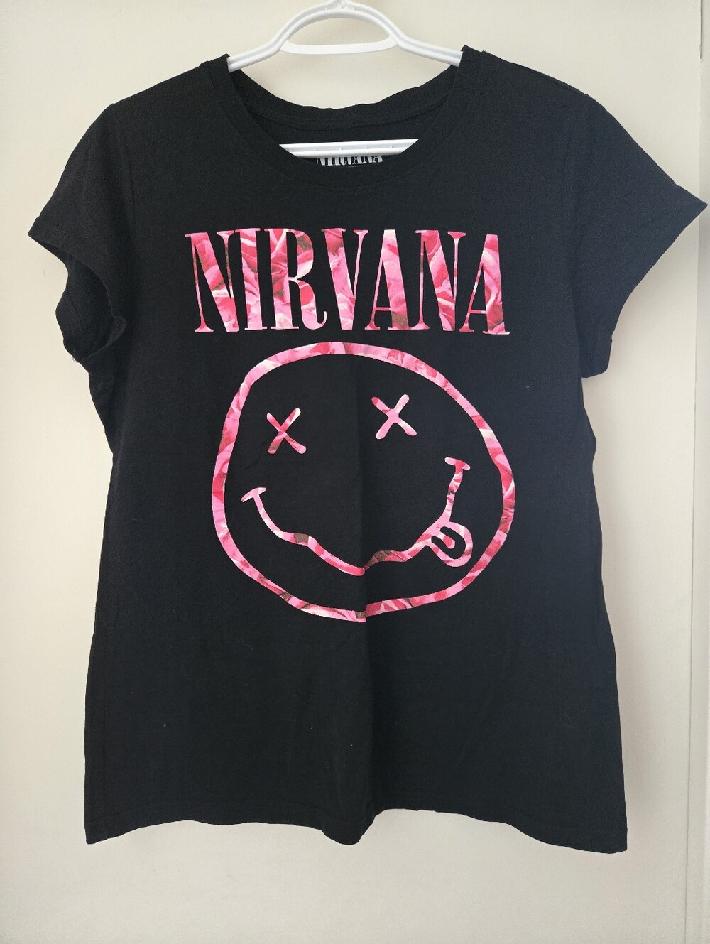 Girls Nirvana Band TShirt - XL